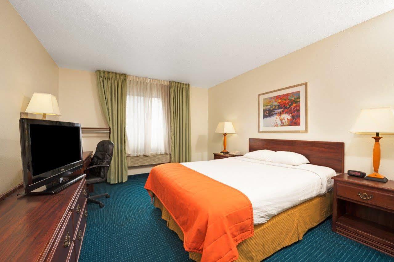 Quality Inn Noblesville-Indianapolis Exterior foto