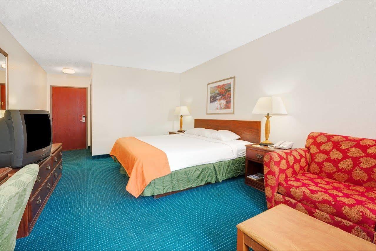 Quality Inn Noblesville-Indianapolis Exterior foto